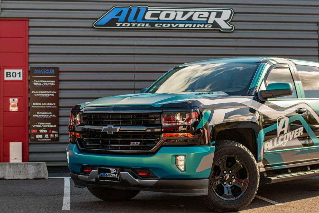 Chevrolet Silverado – Avery Dennison Satin Cool Teal / Déco complète