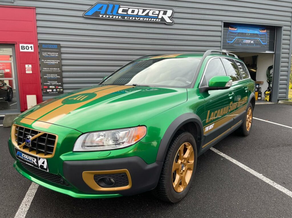 Volvo XC70 – Gloss Radioactive Green AD / Gold Metallic Gloss 3M