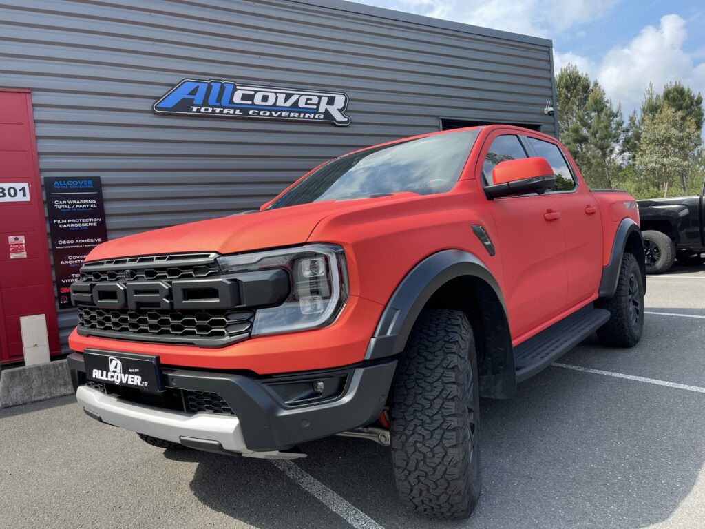 Ford Ranger Raptor – APA Silk Inferno Red
