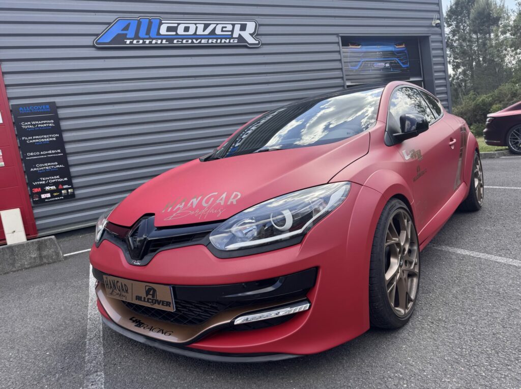 Megane 3RS – 3M Matte Red Metallic / Oracal Gold
